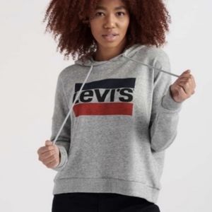 Cropped Levi's Logo Hoodie